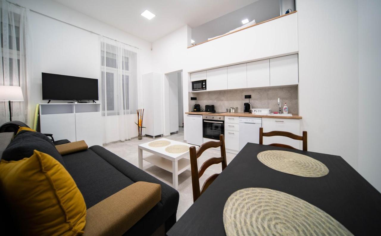 Free Parking Basilica Leo'S Home - Ac, Wi-Fi, Smart Tv Budapest Exterior photo